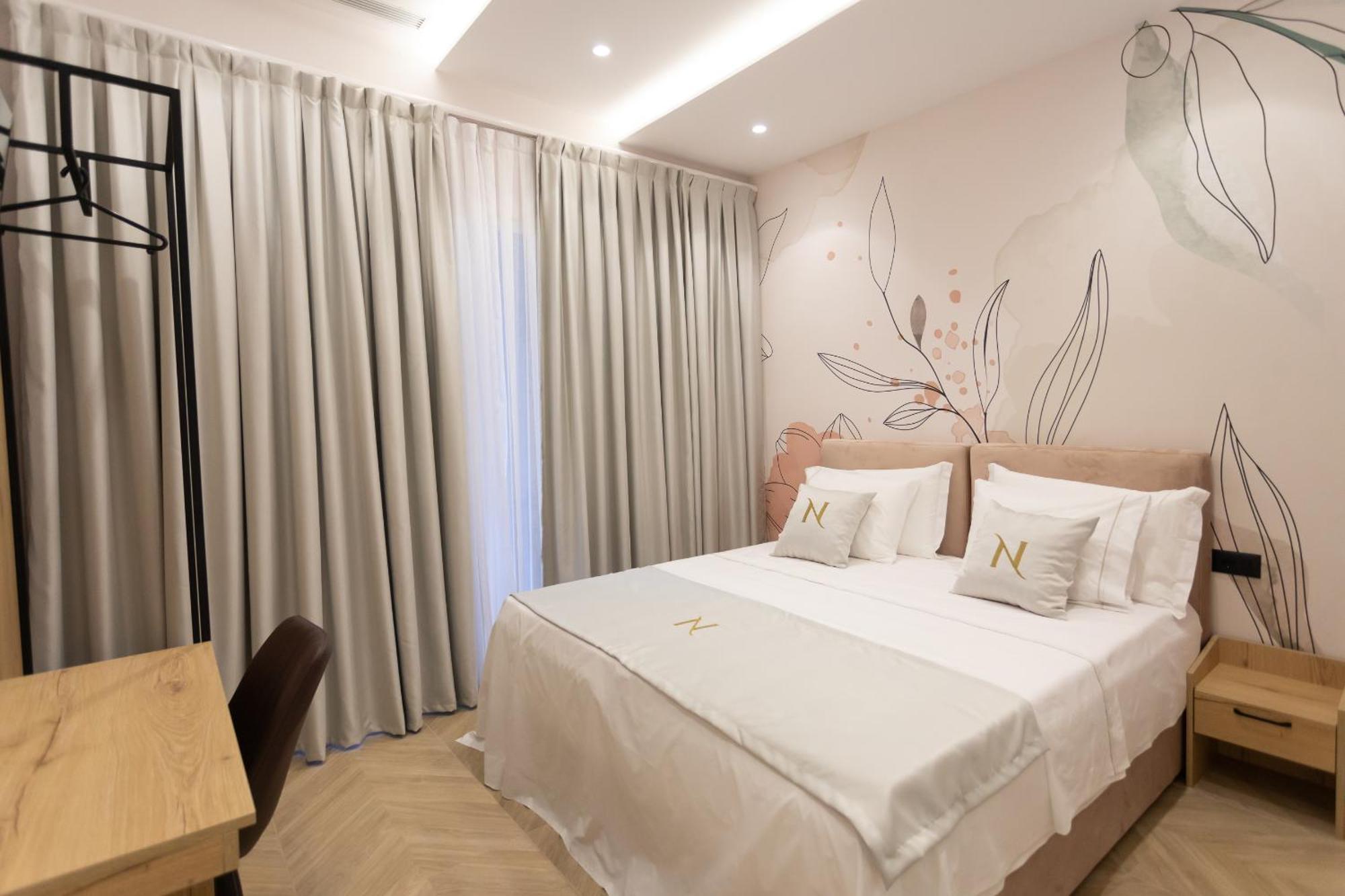 Nayel Hotel Durrës Esterno foto
