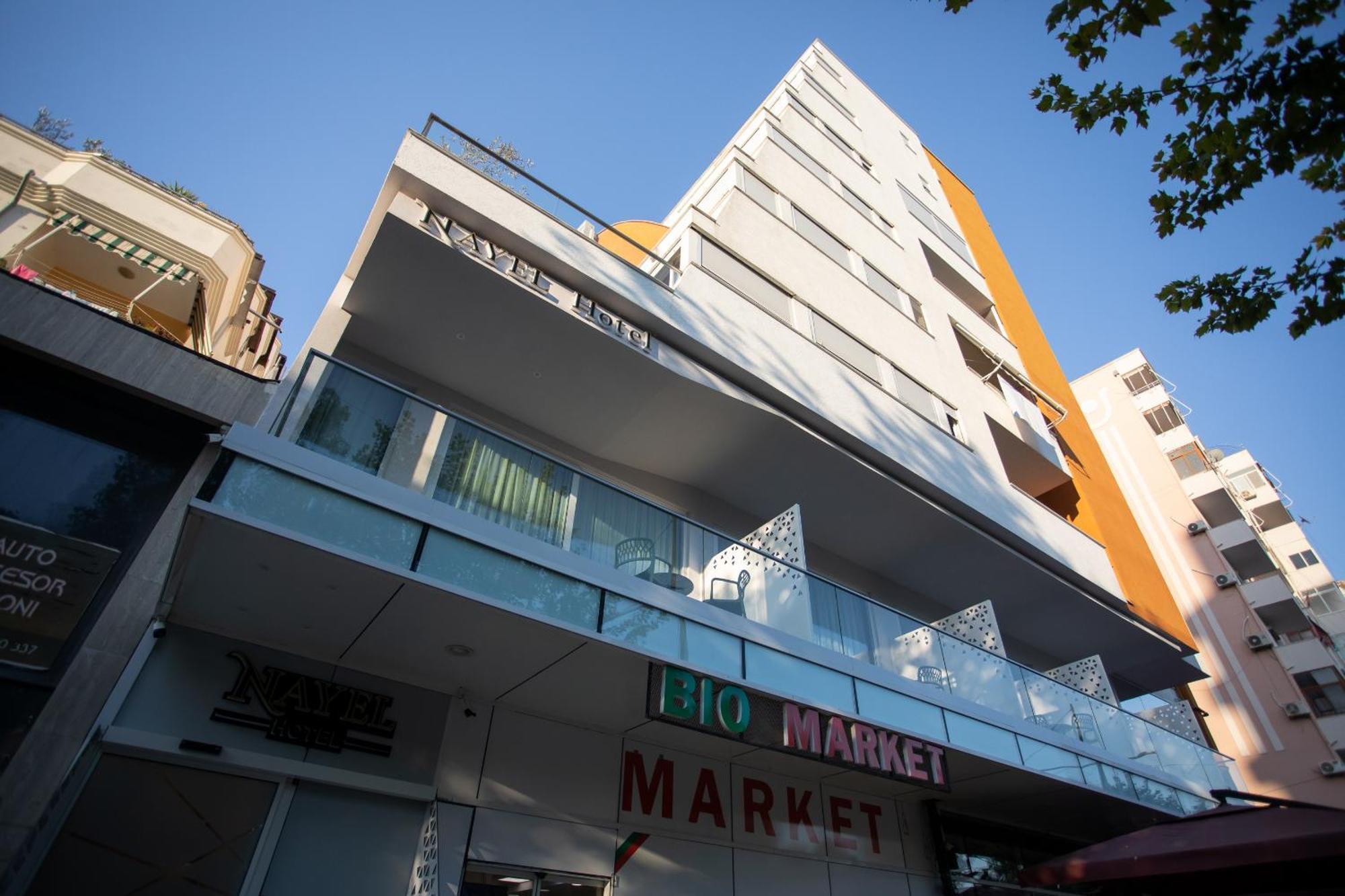 Nayel Hotel Durrës Esterno foto