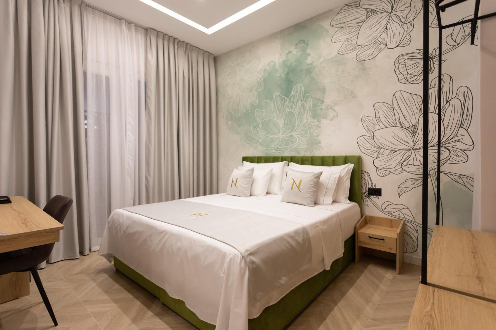 Nayel Hotel Durrës Esterno foto