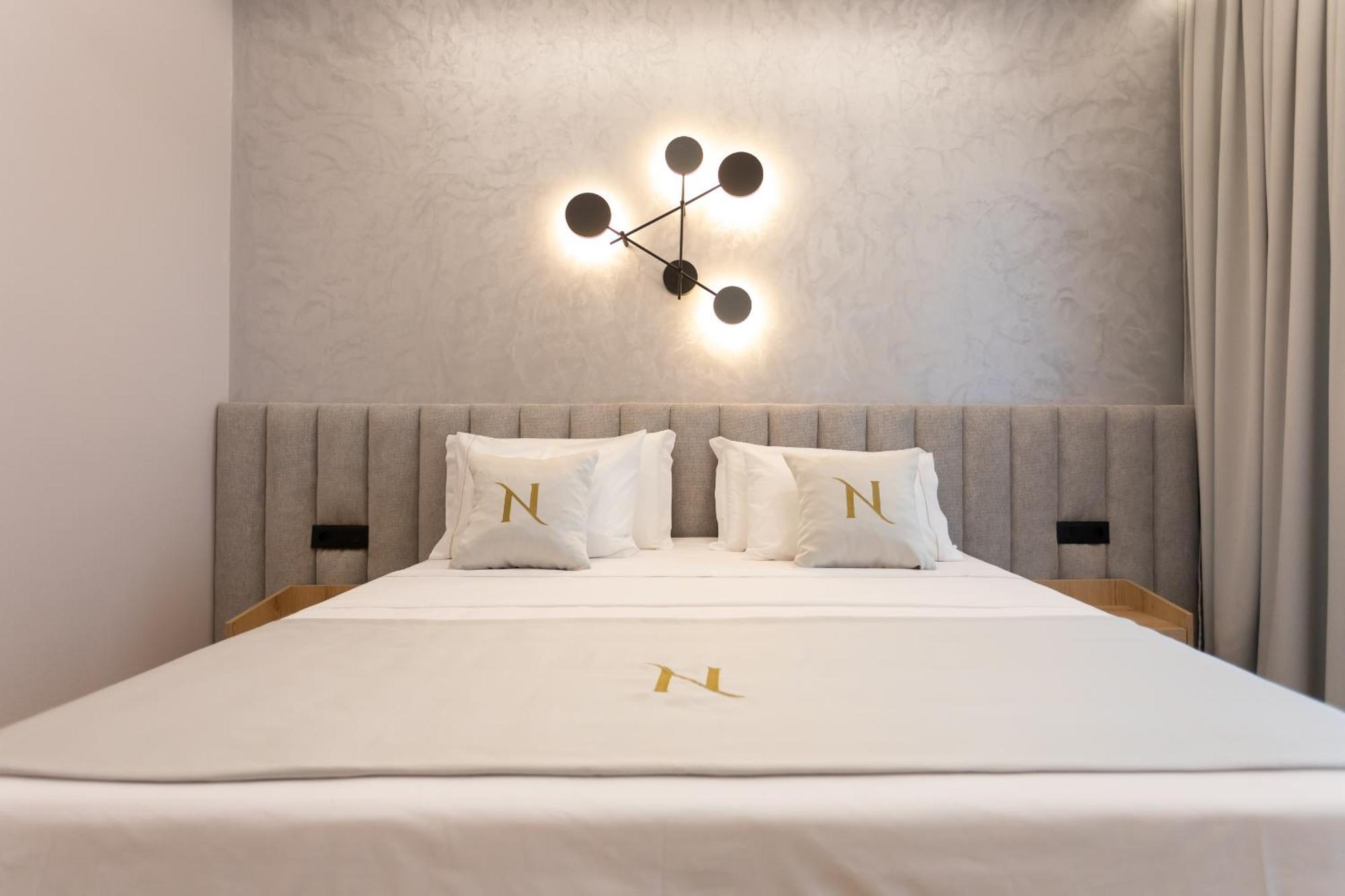 Nayel Hotel Durrës Esterno foto