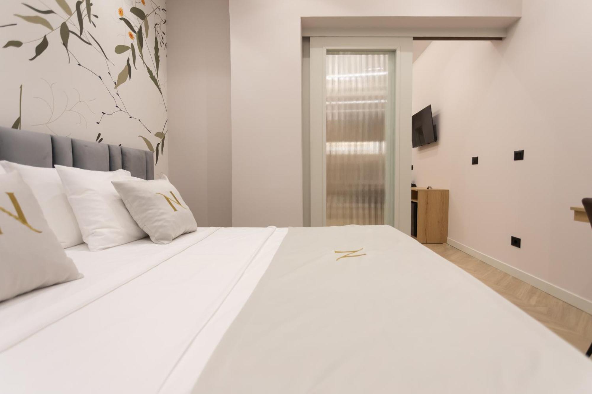 Nayel Hotel Durrës Esterno foto